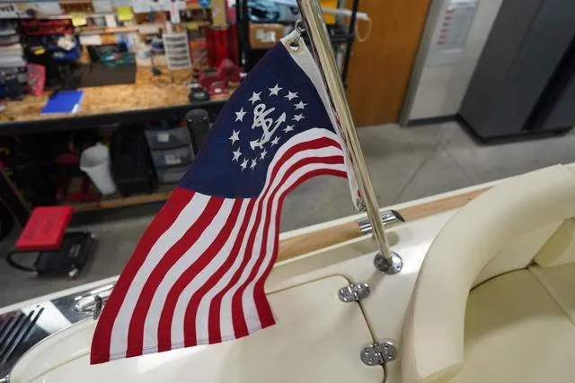 Slide: The Image of Chris-Craft Launch 28 GT 2025 - 9