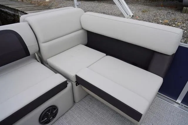 Slide: The Image of Harris CRUISER 190 SL 2025 - 17