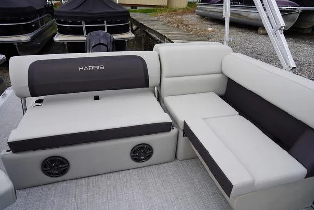 Slide: The Image of Harris CRUISER 190 SL 2025 - 18