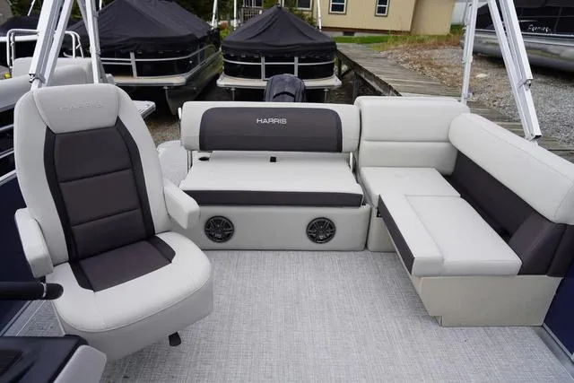 Slide: The Image of Harris CRUISER 190 SL 2025 - 19