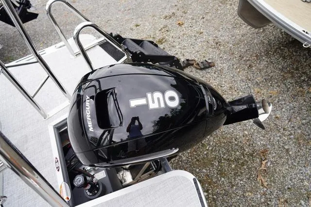 Slide: The Image of Harris Cruiser 210 SL 2025 - 13