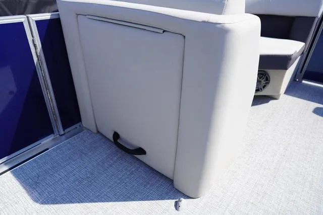 Slide: The Image of Harris Cruiser 210 SL 2025 - 21