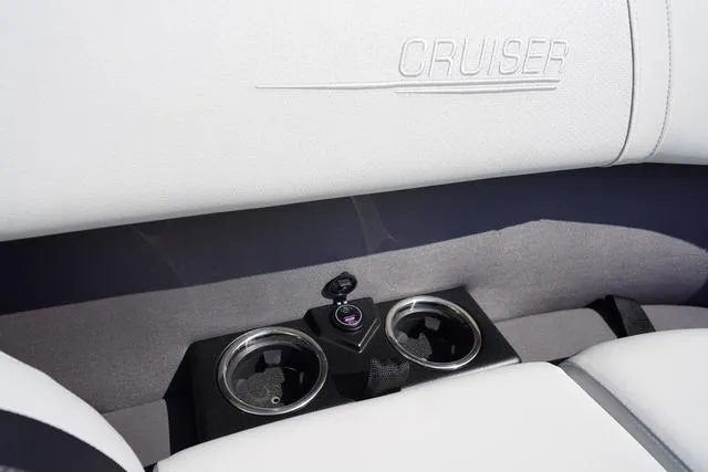 Slide: The Image of Harris Cruiser 210 SL 2025 - 30