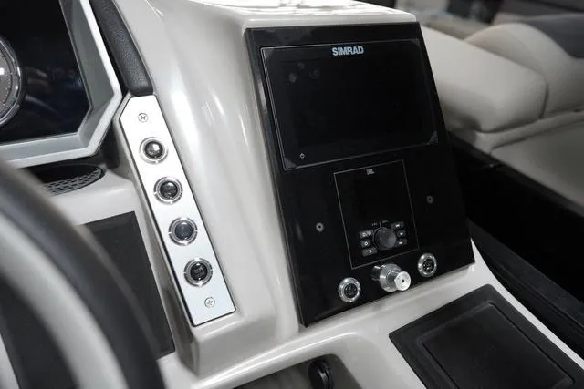 Slide: The Image of Control panel of 2025 Barletta Corsa 23UC boat with Simrad display. - 40