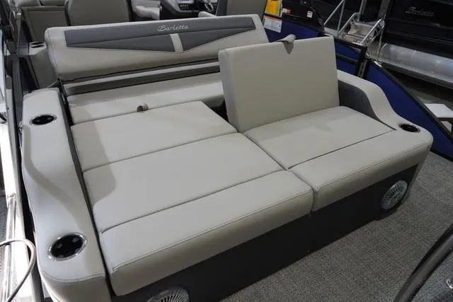 Slide: The Image of Barletta C22UC 2025 - 35