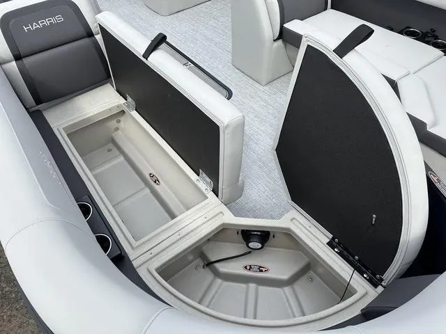 Slide: The Image of Harris CRUISER 250 SL 2025 - 21