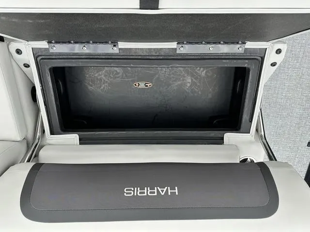 Slide: The Image of Harris CRUISER 250 SL 2025 - 32