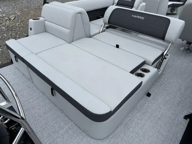 Slide: The Image of Harris CRUISER 250 SL 2025 - 38