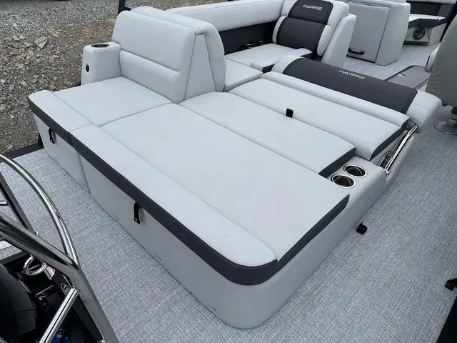 Slide: The Image of Harris CRUISER 250 SL 2025 - 40