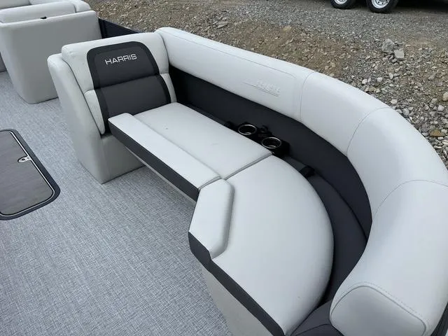 Slide: The Image of Harris CRUISER 250 SL 2025 - 5