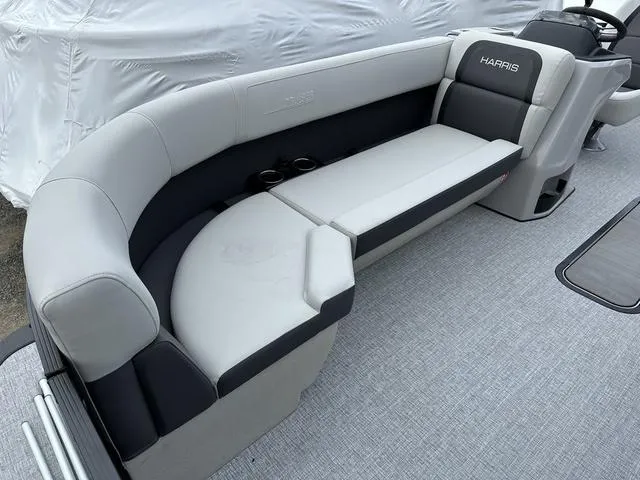 Slide: The Image of Harris CRUISER 250 SL 2025 - 6