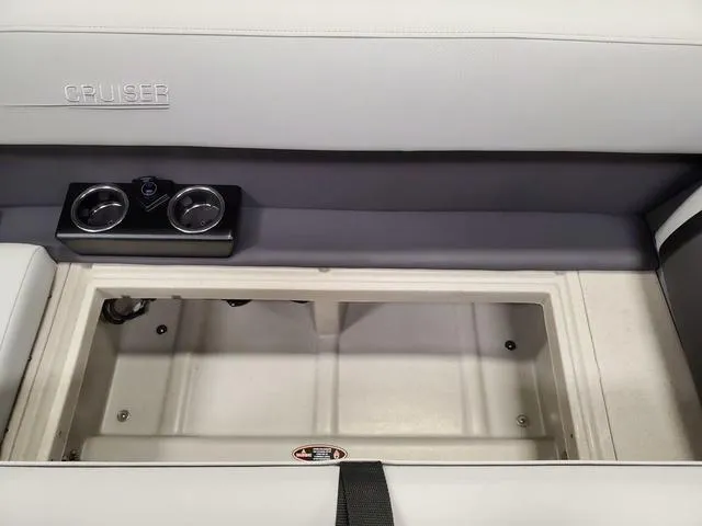 Slide: The Image of Harris CRUISER 230 SL 2025 - 13