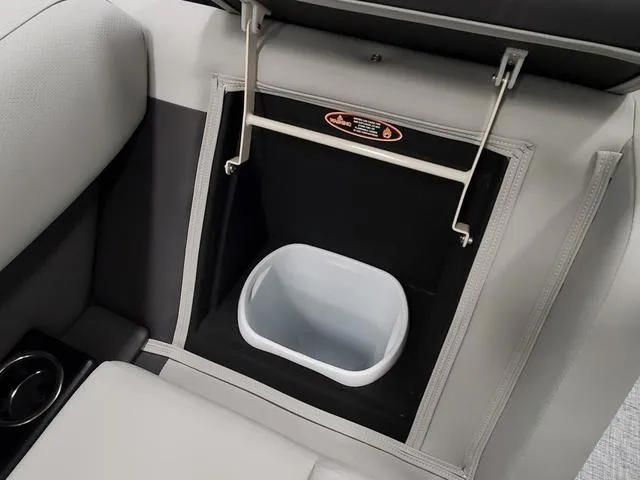 Slide: The Image of Harris CRUISER 230 SL 2025 - 29