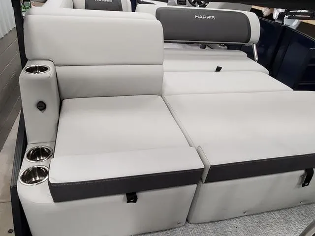 Slide: The Image of Harris CRUISER 230 SL 2025 - 39