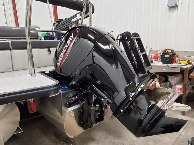 Slide: The Image of Harris CRUISER 230 SL 2025 - 4