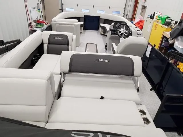 Slide: The Image of Harris CRUISER 230 SL 2025 - 41