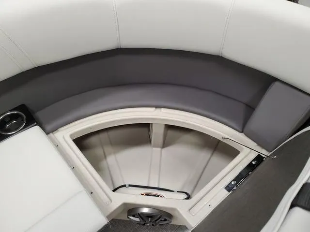 Slide: The Image of Harris CRUISER 230 SL 2025 - 7