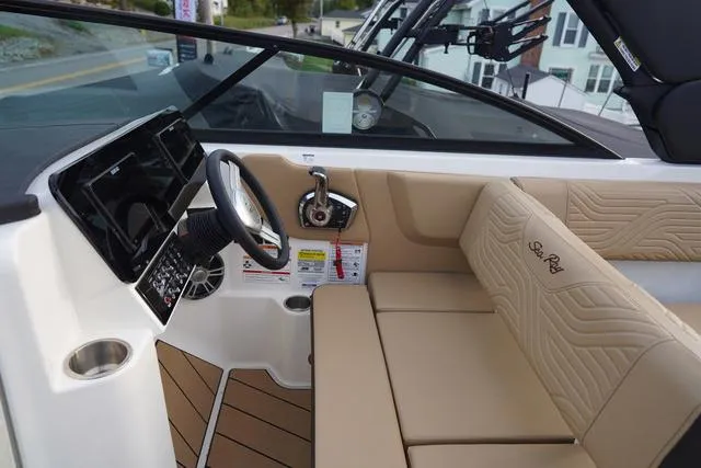Slide: The Image of Sea Ray SDX 250 Surf 2025 - 14