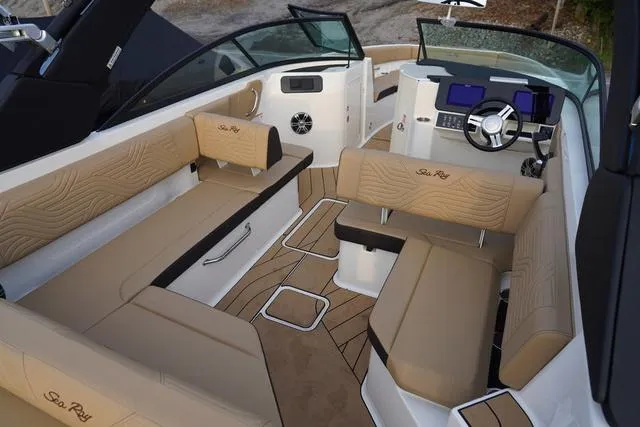 Slide: The Image of Sea Ray SDX 250 Surf 2025 - 8