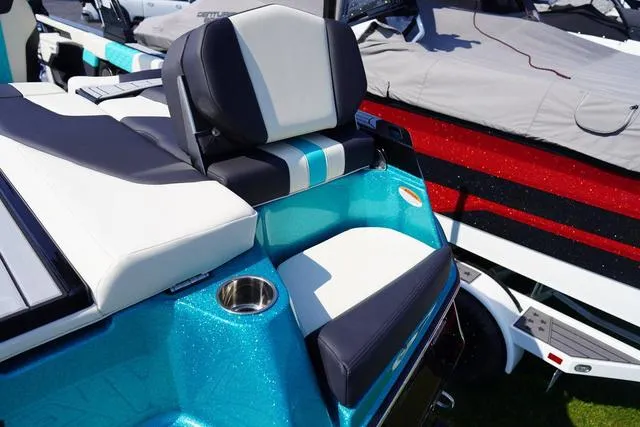 Slide: The Image of MasterCraft XT23 2025 - 13