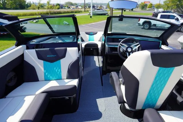 Slide: The Image of MasterCraft XT23 2025 - 25