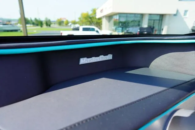 Slide: The Image of MasterCraft XT23 2025 - 28