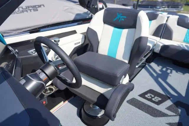 Slide: The Image of MasterCraft XT23 2025 - 33