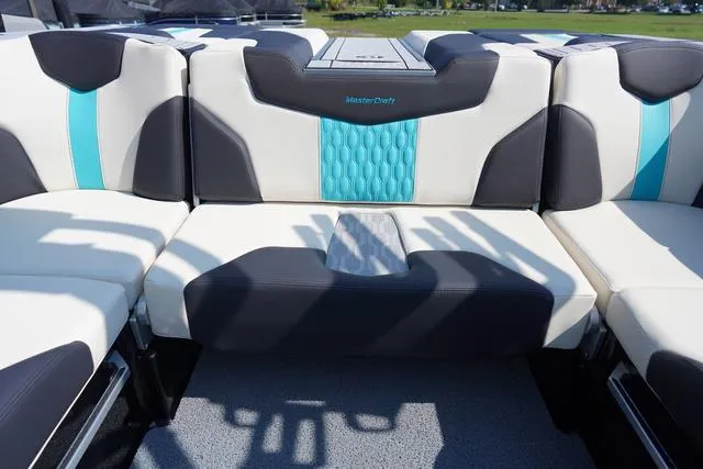 Slide: The Image of MasterCraft XT23 2025 - 48