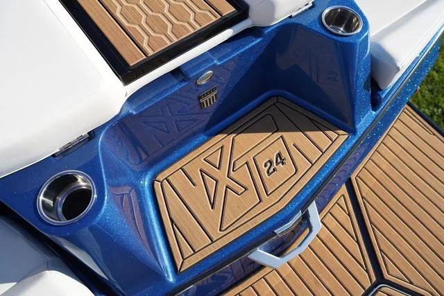 Slide: The Image of MasterCraft XT24 2025 - 11