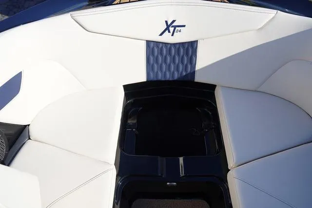 Slide: The Image of MasterCraft XT24 2025 - 25