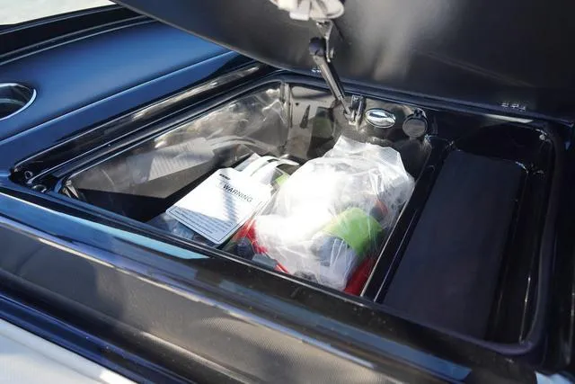 Slide: The Image of MasterCraft XT24 2025 - 33