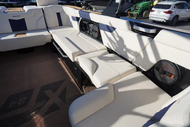 Slide: The Image of MasterCraft XT24 2025 - 61