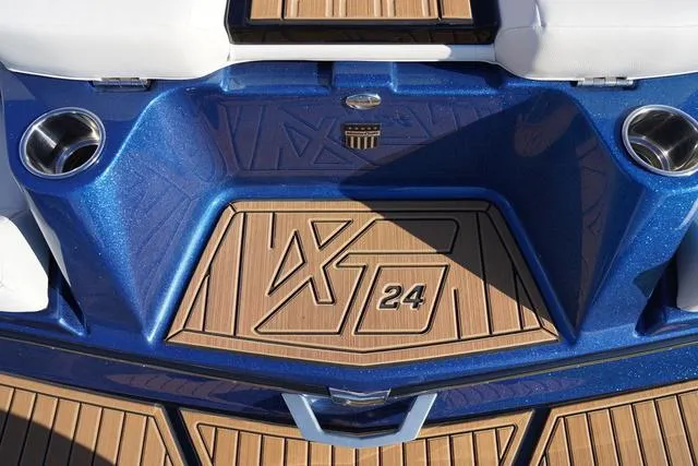 Slide: The Image of MasterCraft XT24 2025 - 70