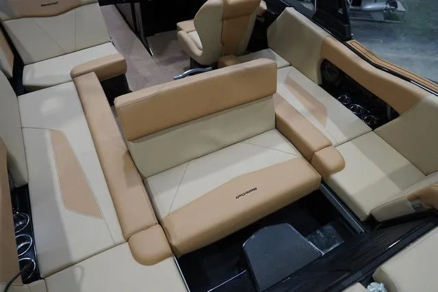 Slide: The Image of MasterCraft NXT22 2025 - 13