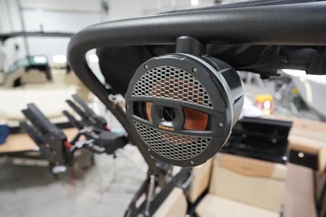 Slide: The Image of MasterCraft NXT22 2025 - 16