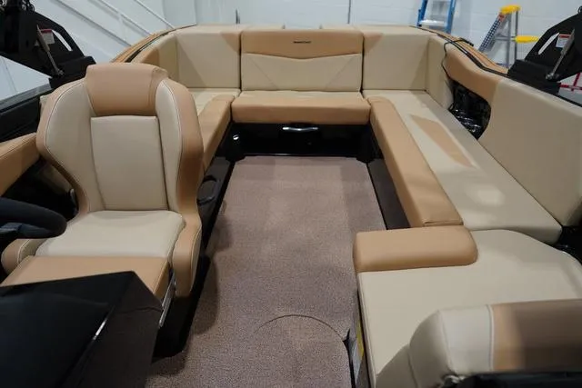 Slide: The Image of MasterCraft NXT22 2025 - 25