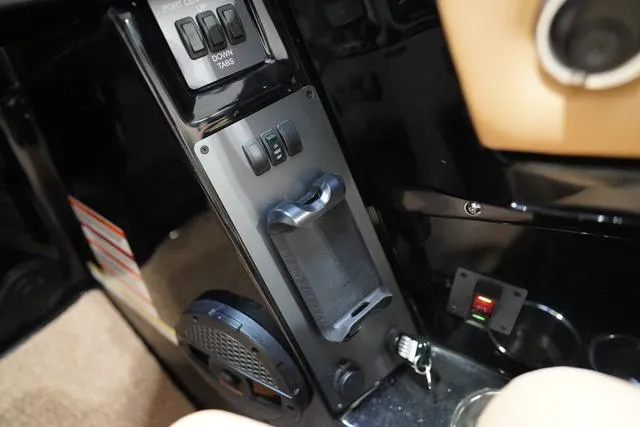 Slide: The Image of MasterCraft NXT22 2025 - 31