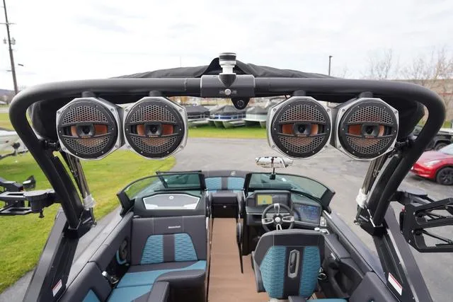 Slide: The Image of MasterCraft X24 2025 - 24