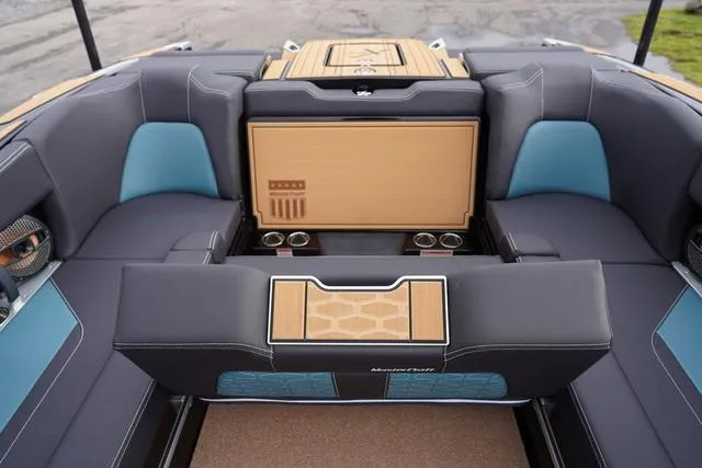 Slide: The Image of MasterCraft X24 2025 - 30