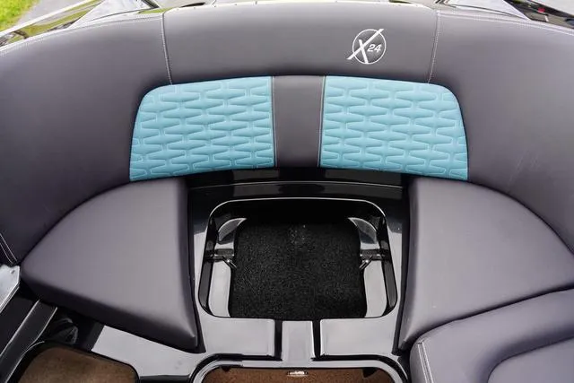 Slide: The Image of MasterCraft X24 2025 - 35