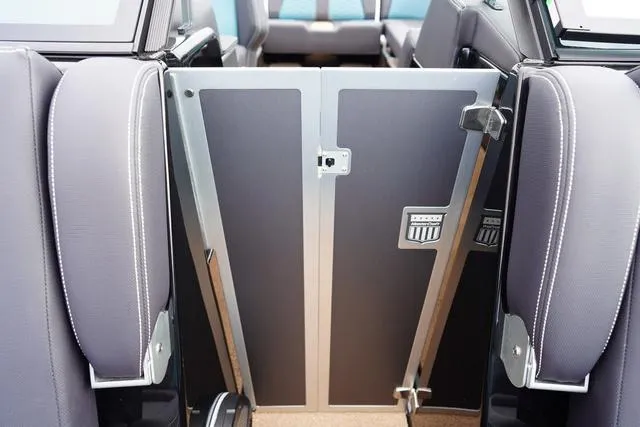 Slide: The Image of MasterCraft X24 2025 - 37