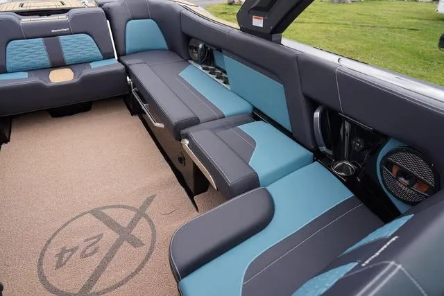 Slide: The Image of MasterCraft X24 2025 - 54