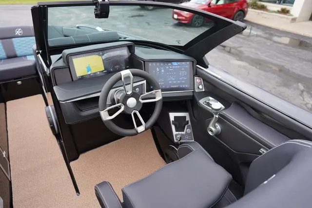 Slide: The Image of MasterCraft X24 2025 - 62