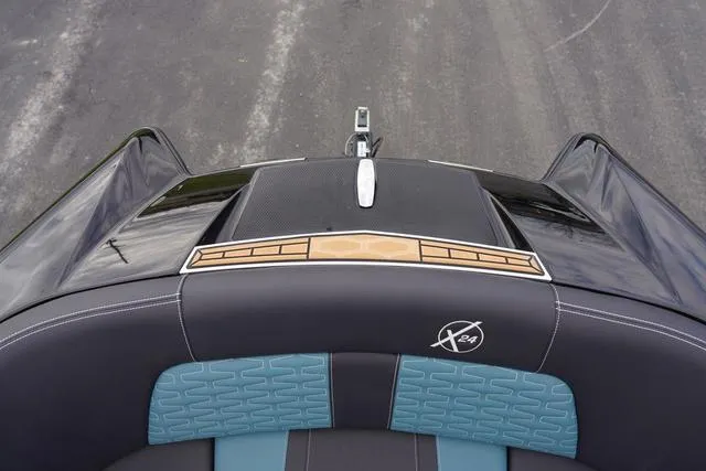 Slide: The Image of MasterCraft X24 2025 - 69