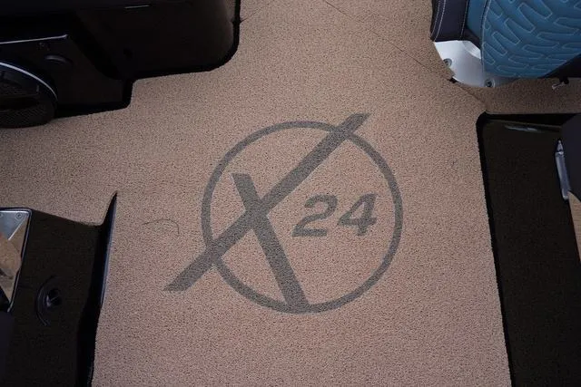 Slide: The Image of MasterCraft X24 2025 - 74