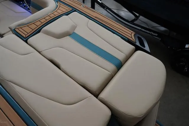 Slide: The Image of MasterCraft XT24 2025 - 11