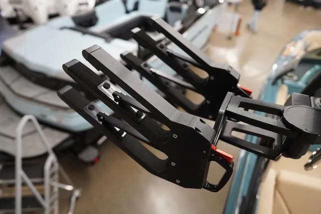 Slide: The Image of MasterCraft XT24 2025 - 18