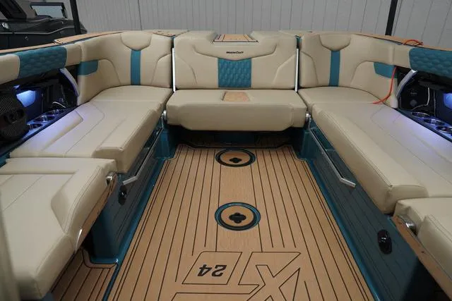 Slide: The Image of MasterCraft XT24 2025 - 37