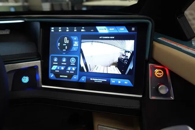 Slide: The Image of MasterCraft XT24 2025 - 43