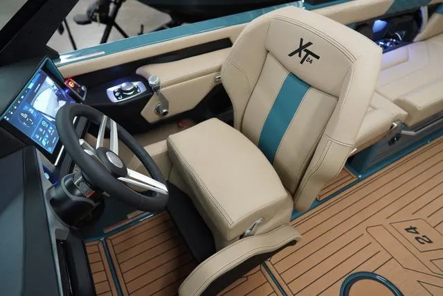 Slide: The Image of MasterCraft XT24 2025 - 46